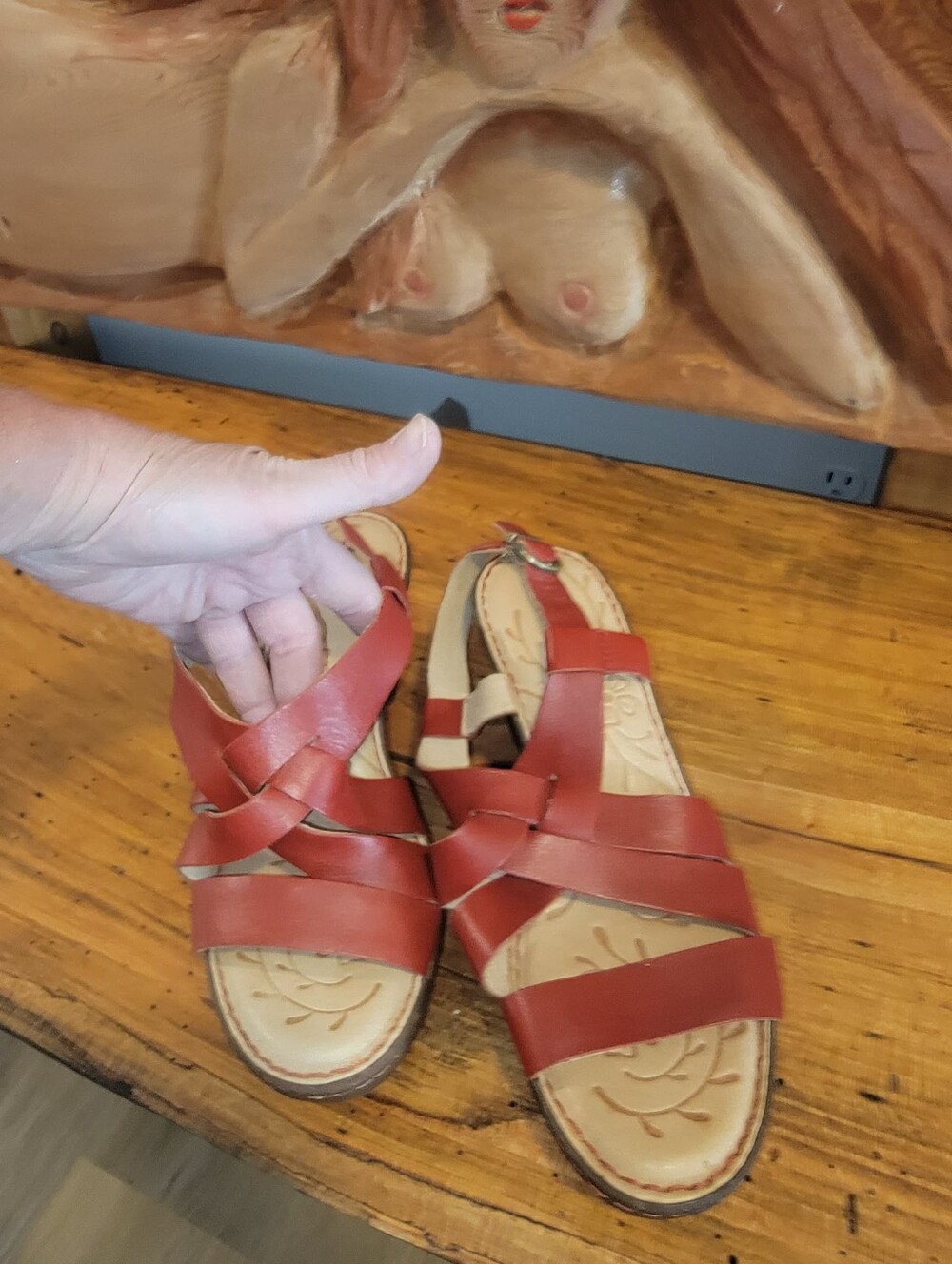 Born Sorine Size 9 Brown Strappy Leather 2.5"Wedge Sandals